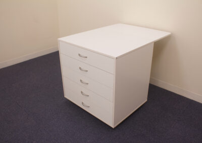 Horn 5 Drawer Unit