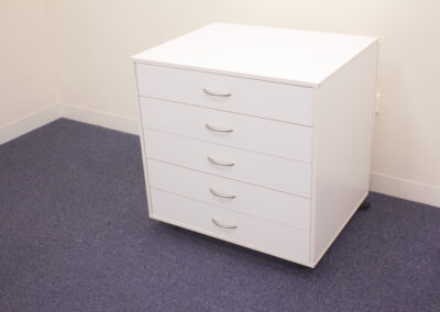 Horn 5 Drawer Unit